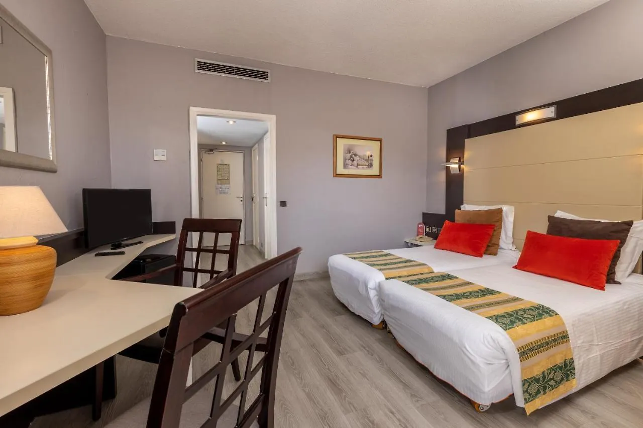 The Originals City, Hotel Galaxie, Nice Aeroport Saint-Laurent-du-Var