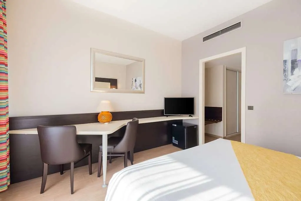 The Originals City, Hotel Galaxie, Nice Aeroport Saint-Laurent-du-Var