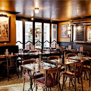 **** Hotel D'estrées Francia