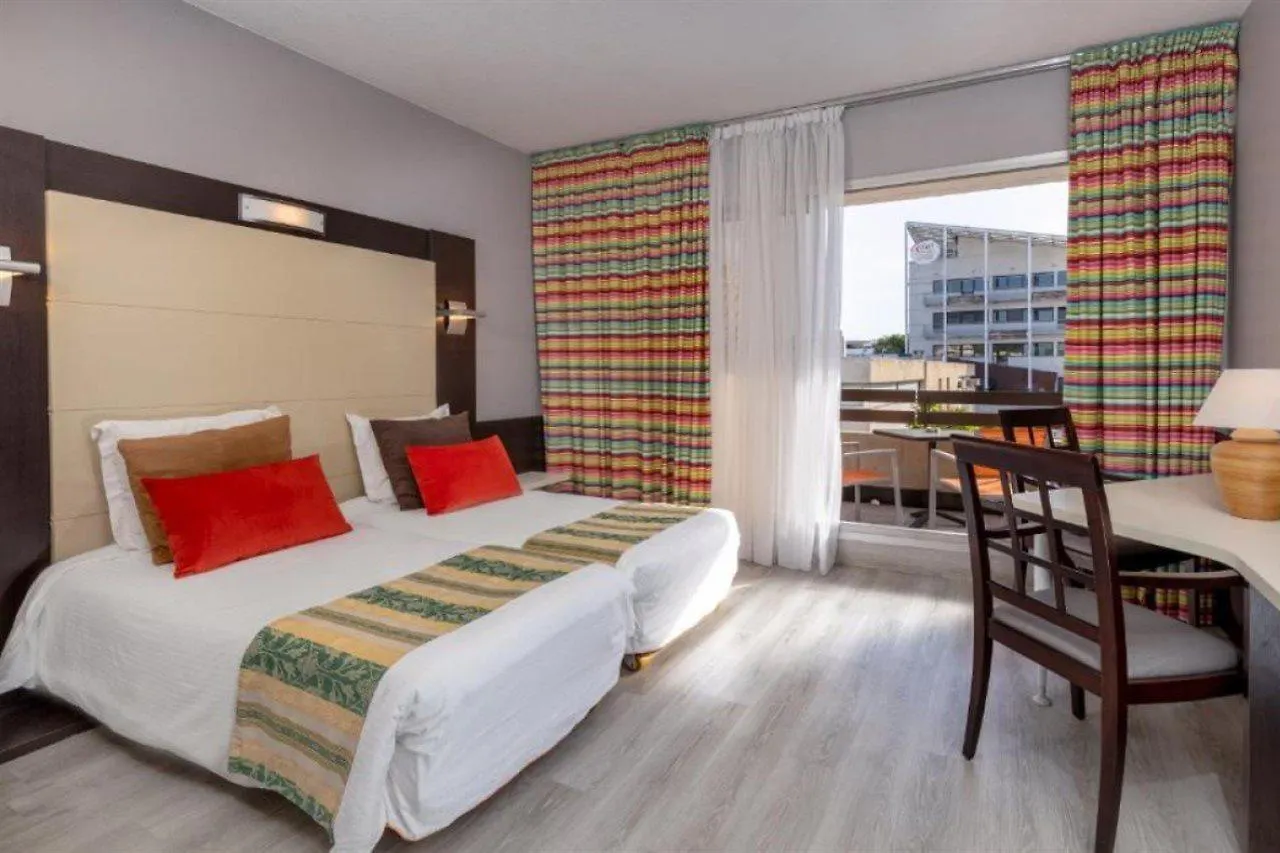 The Originals City, Hotel Galaxie, Nice Aeroport Saint-Laurent-du-Var France